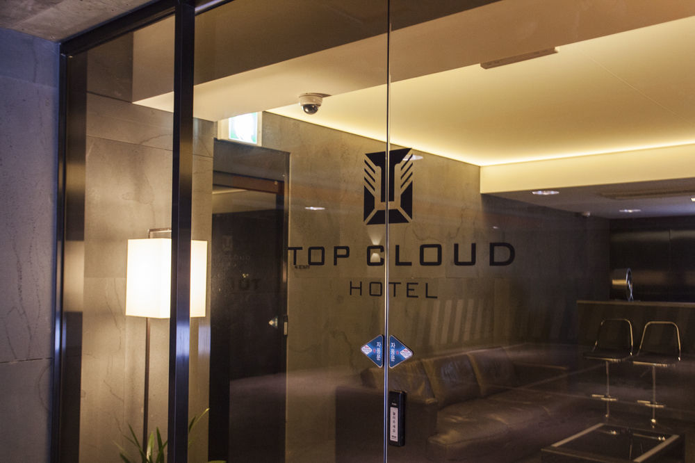 Suwon Top Cloud Hotel Exterior foto