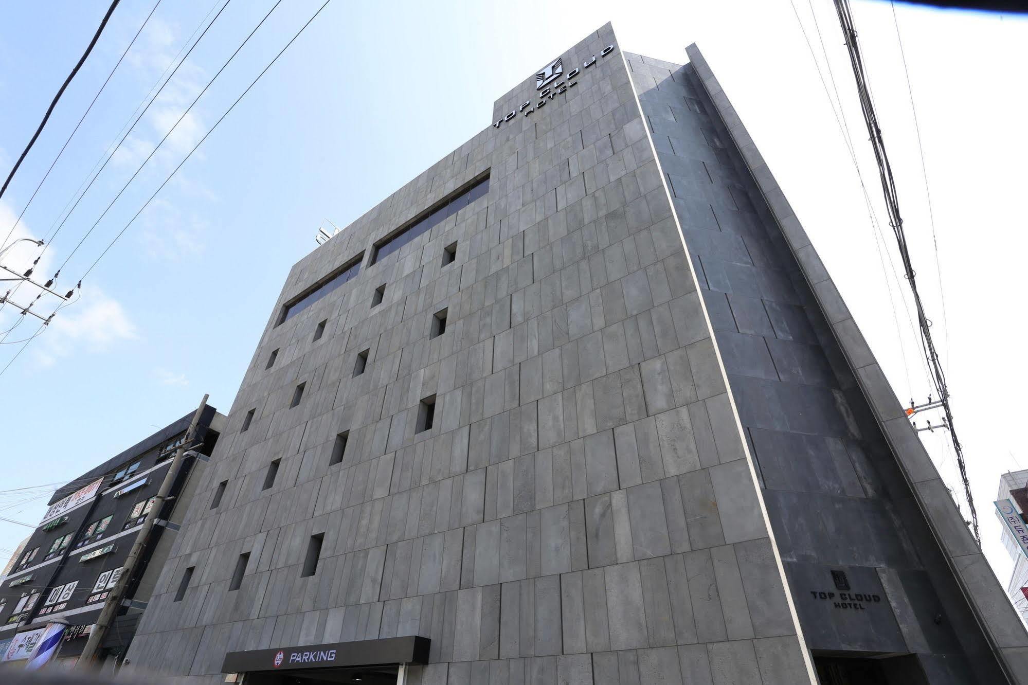 Suwon Top Cloud Hotel Exterior foto